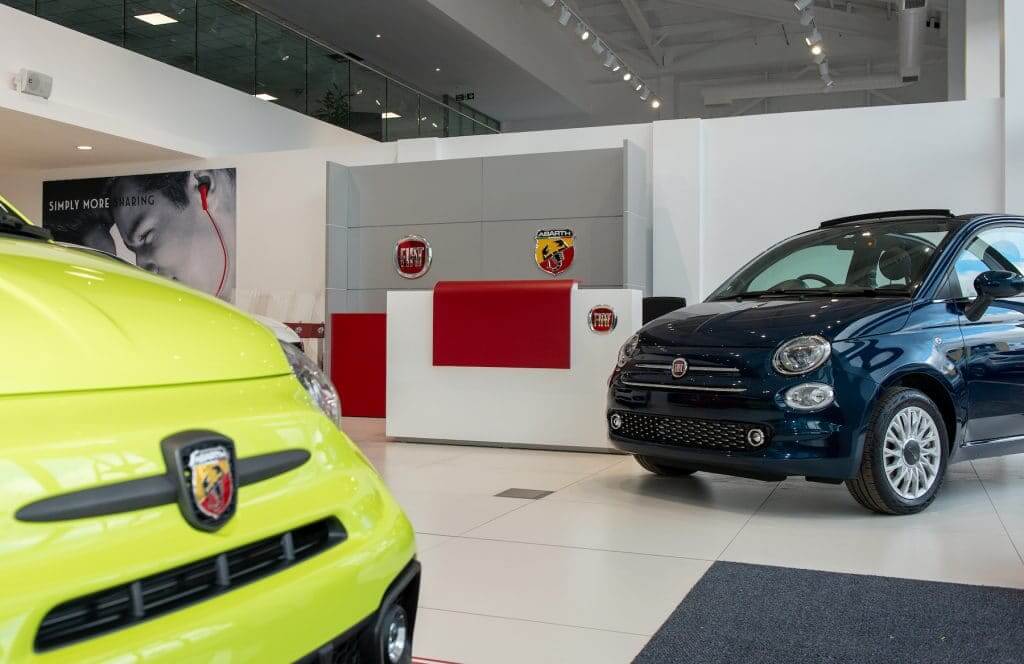 New car sales rise in March as consumer confidence grows