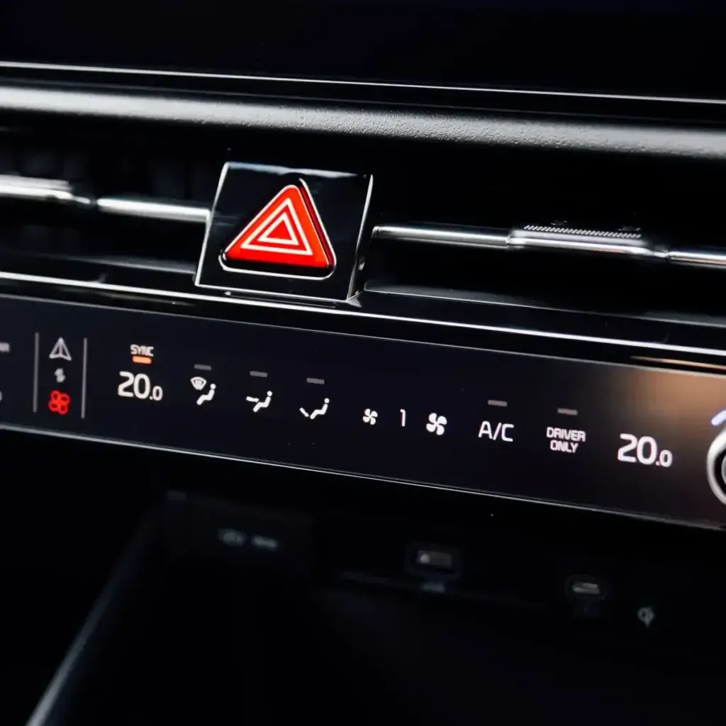 Climate Control vs Air Conditioning What’s the Difference? MOTORS